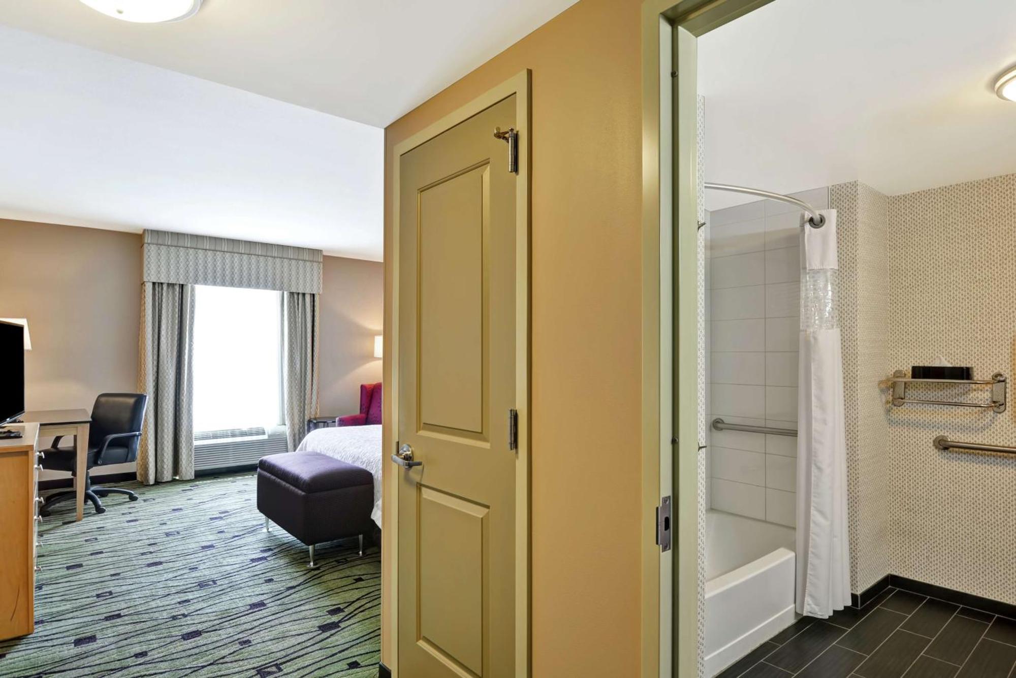 Hampton Inn & Suites Crabtree Raleigh Extérieur photo